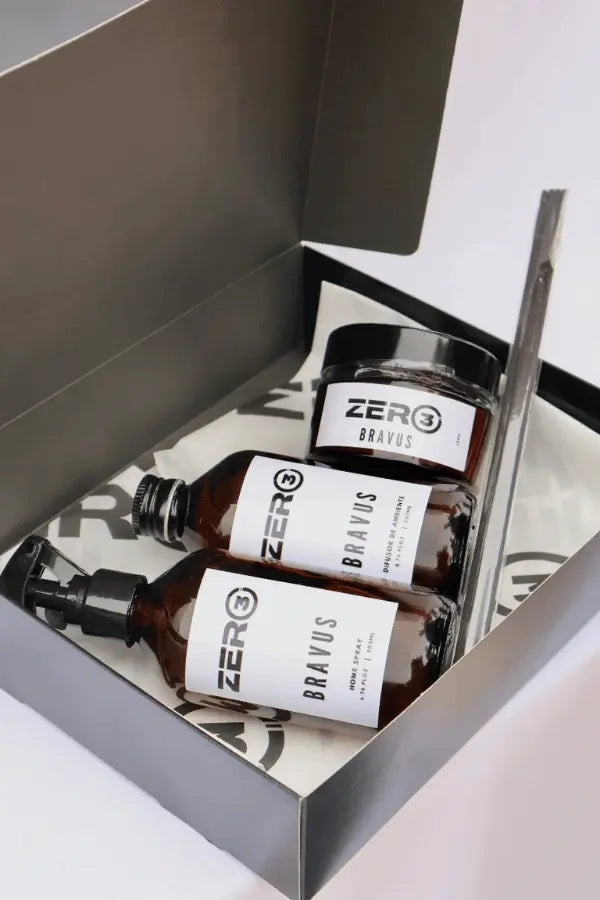 Kit BRAVUS - Vela Aromática, Difusor com Barra e Home Spray